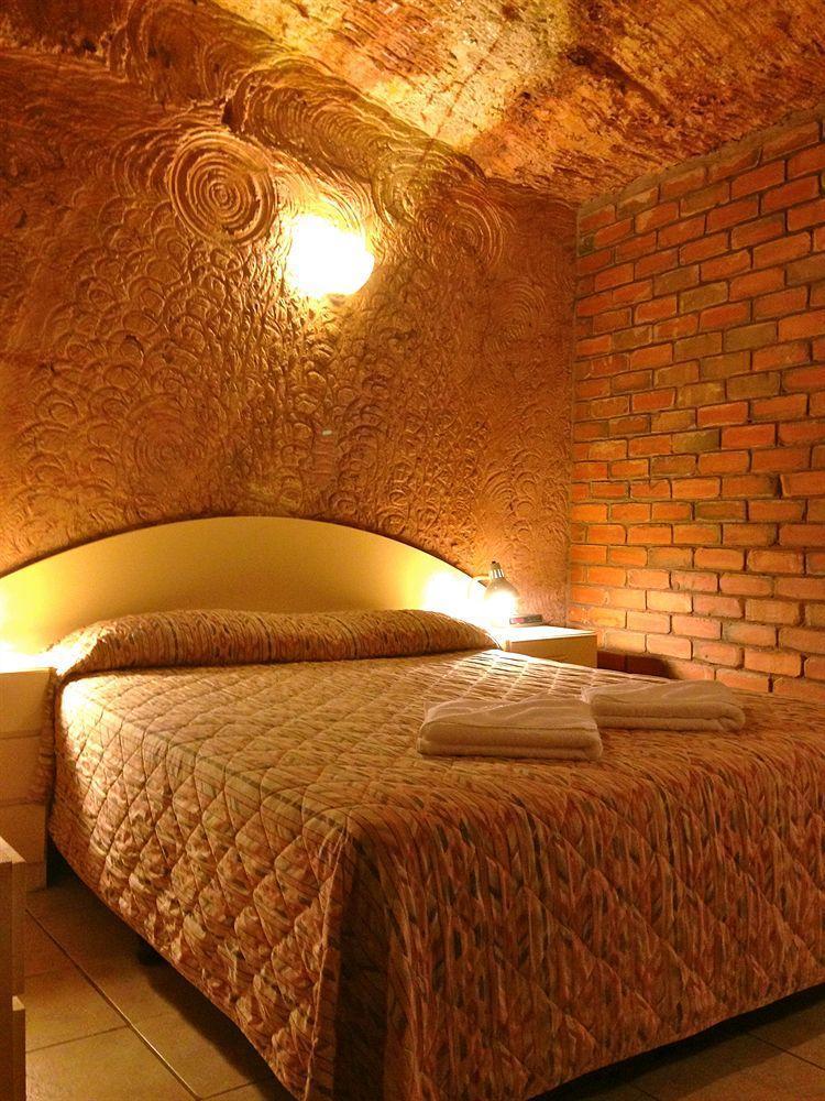 The Lookout Cave Underground Motel Coober Pedy Dış mekan fotoğraf